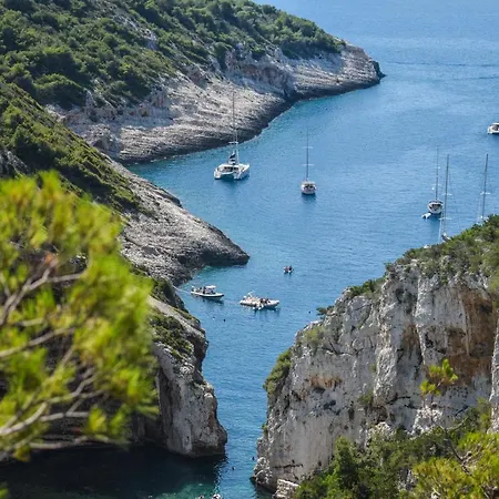 Mar A Mar * Vis