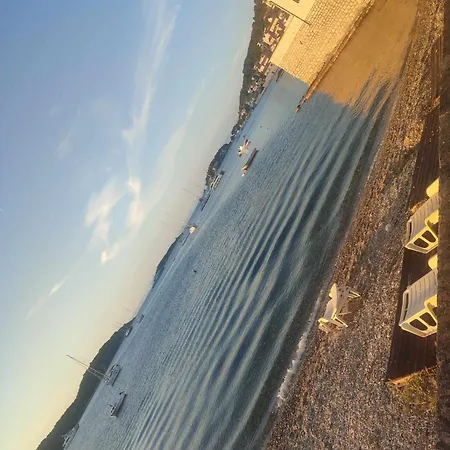 Mar A Mar Villa Vis